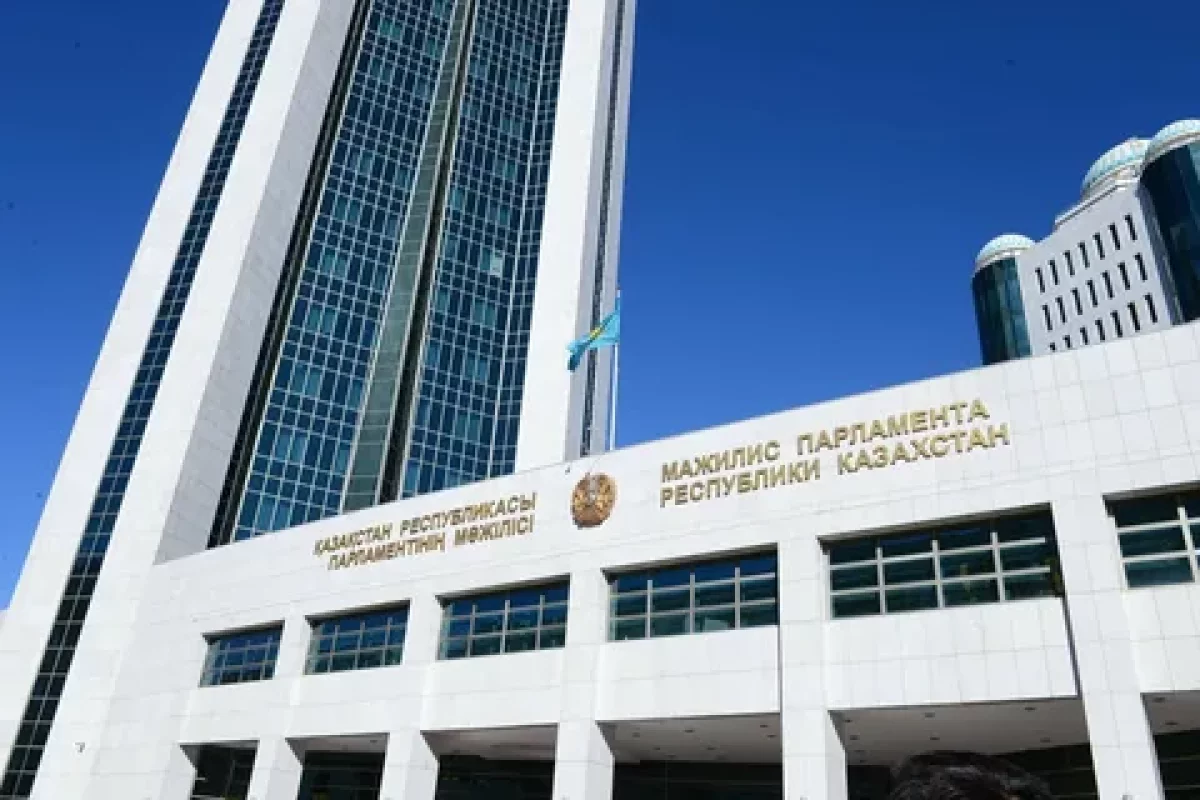 Президент сегізінші сайланған Парламенттің екінші сессиясын ашық деп жариялады