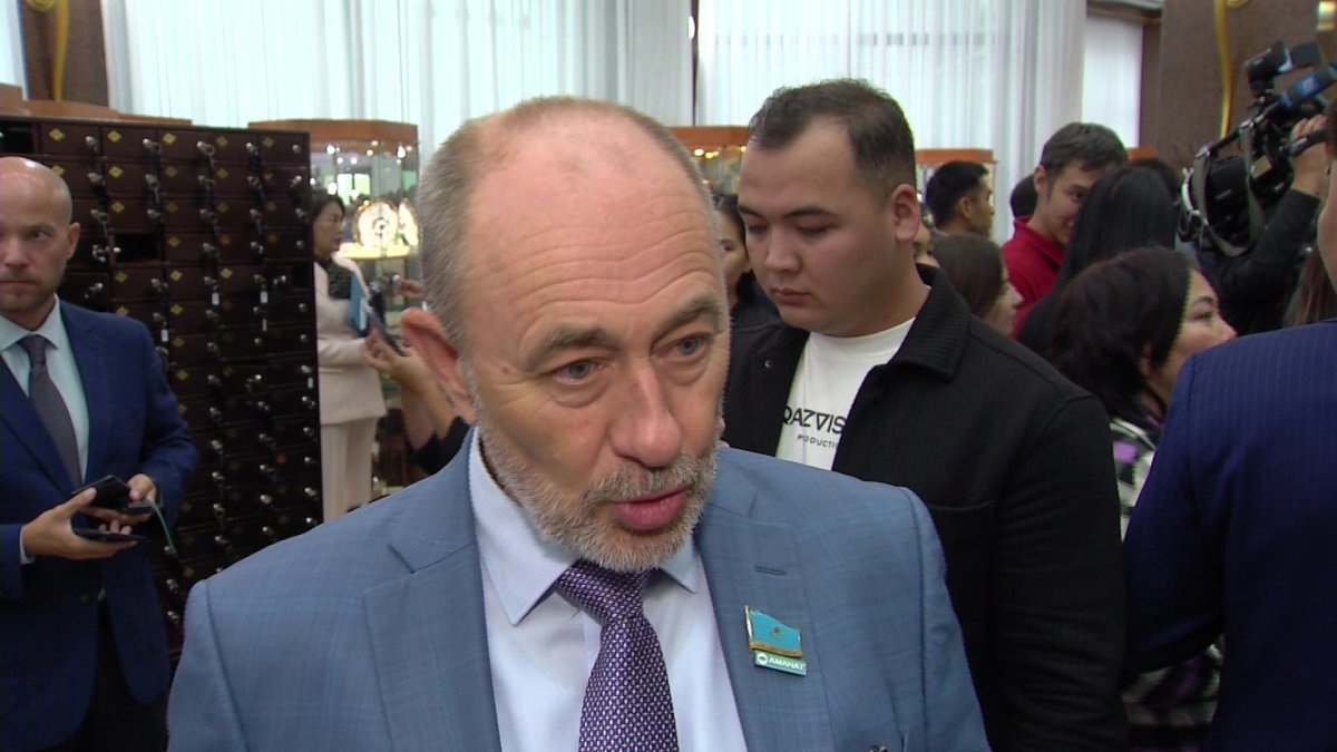 "Политически выверенное компромиссное решение", - Казанцев о проведении референдума по строительству АЭС