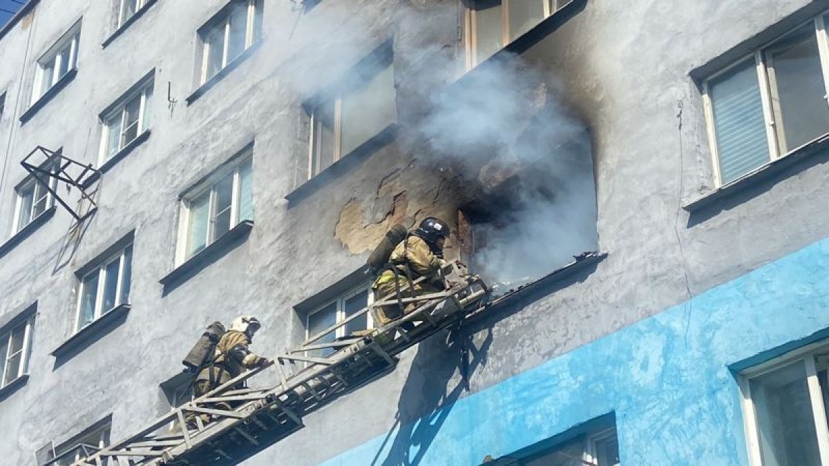 Өскеменде өртенген тұрғын үйден 34 адам эвакуацияланды