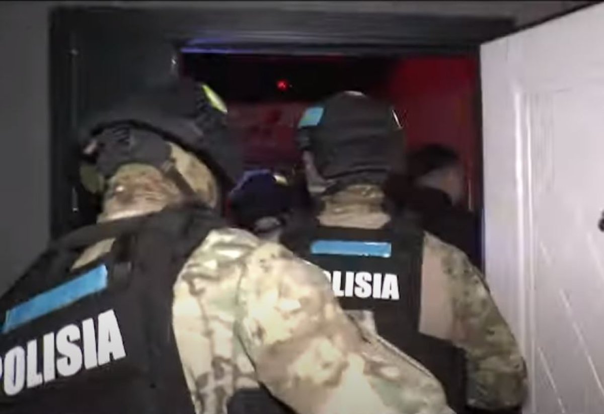 Сбытчика мефедрона задержали в ночном клубе Алматы