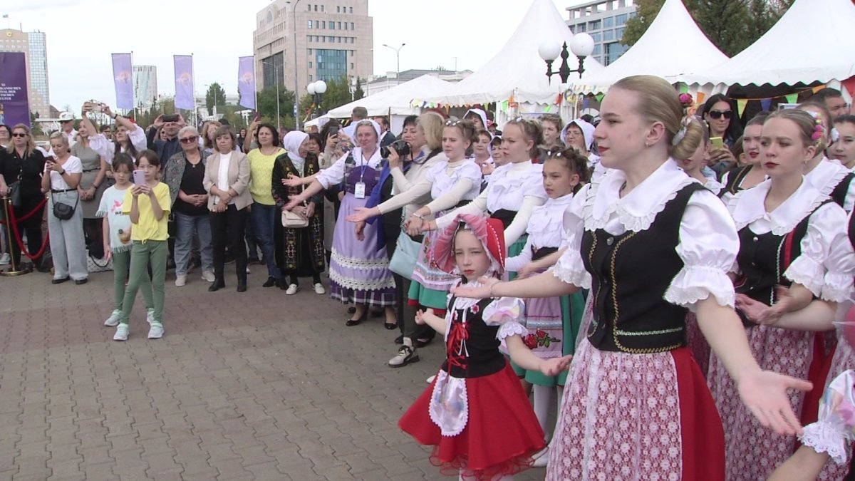 XI Неміс Мәдениетінің Республикалық фестивалі өтті