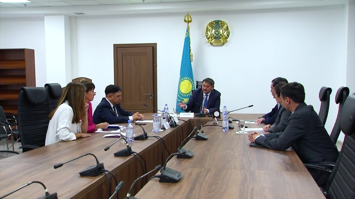 "Елімізде несиесін 90 күннен артық төлей алмай жүрген 1,5 миллион адам бар", - Э. Жұмағазиев