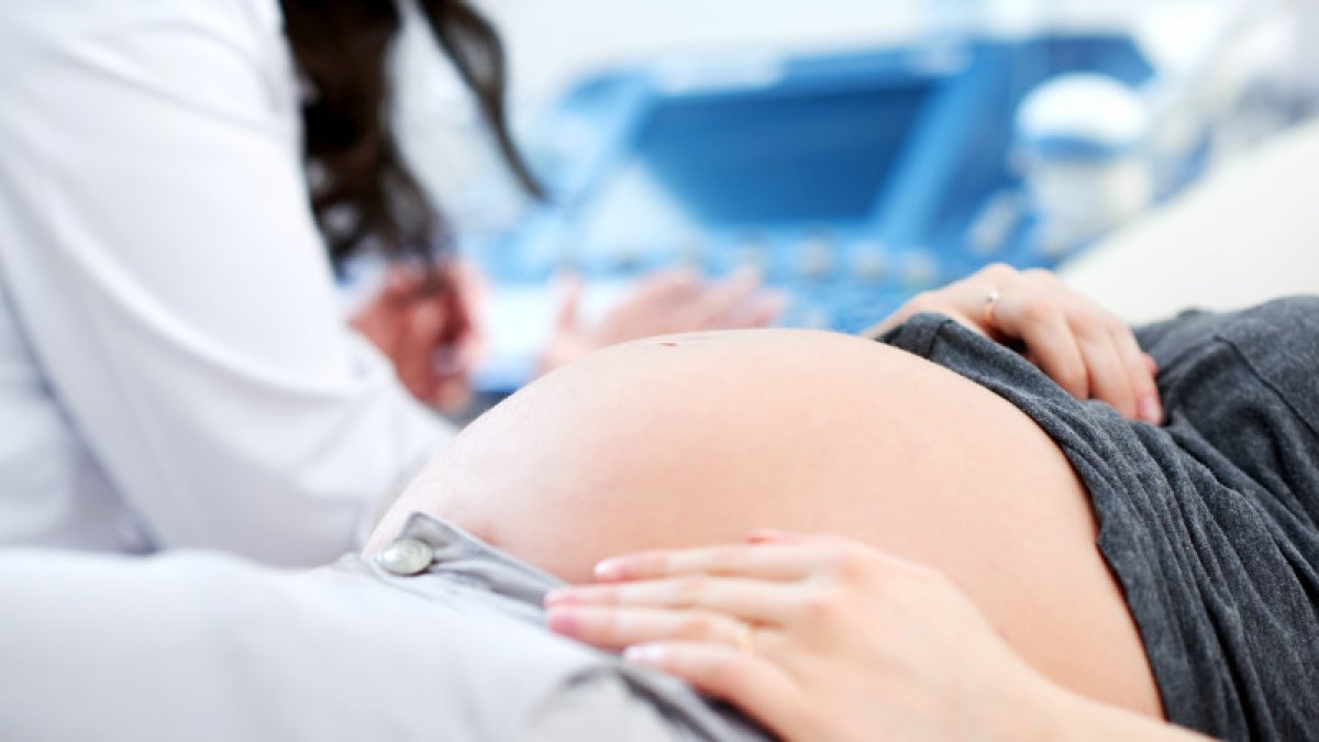 Семейдегі аурухана лифтінде жүкті әйел босанды