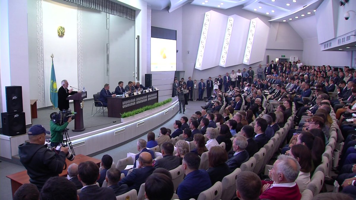 Геологи Казахстана и Великобритании договорились о сотрудничестве