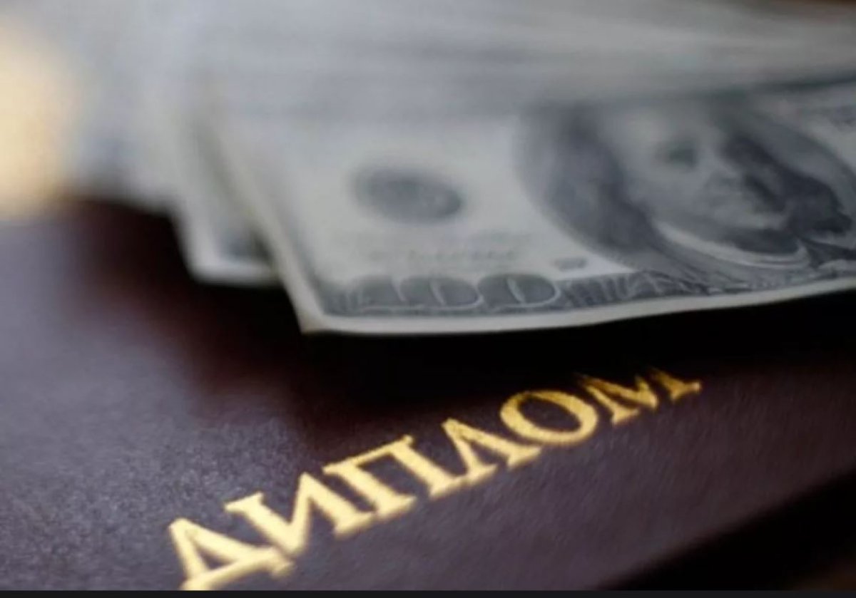 В Экибастузе медсестра пыталась устроиться на работу по поддельному диплому