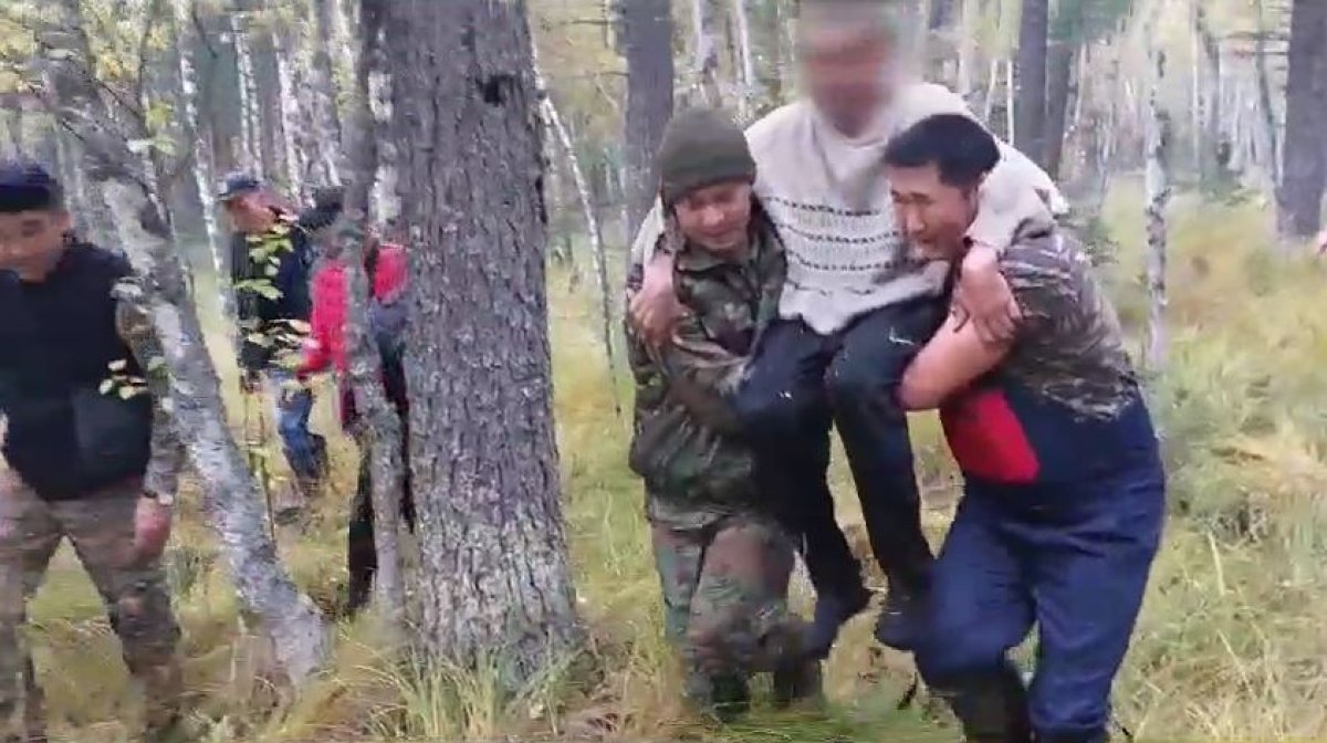 Потерявшийся в Риддере мужчина провел всю ночь в холодном лесу без обуви