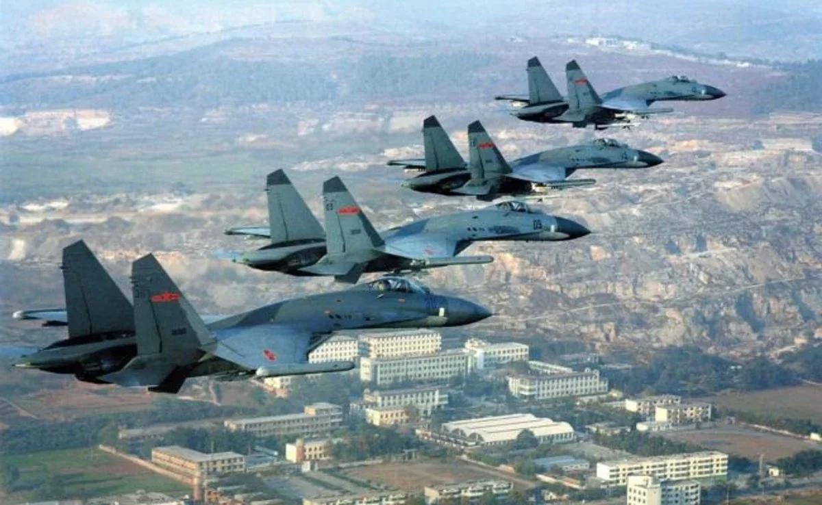 Қытай Тайваньға 103 әскери ұшақ жіберді