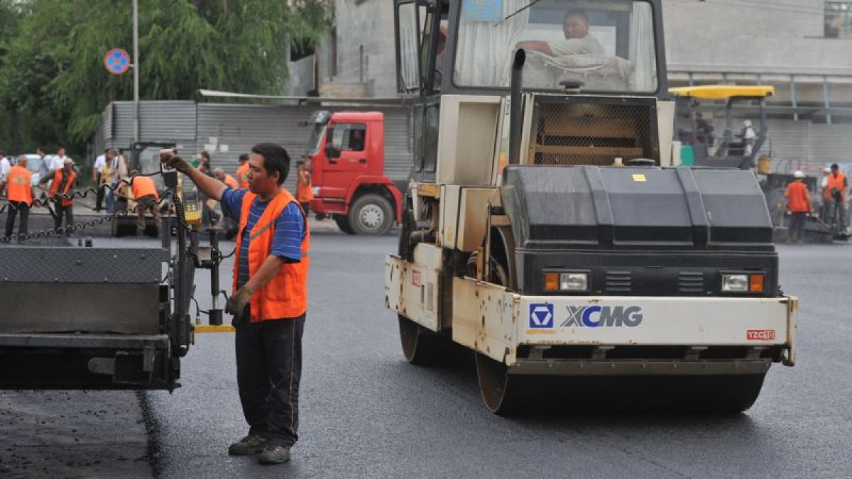 Астана көшелерінің бірінде көлік қозғалысы ішінара жабылады