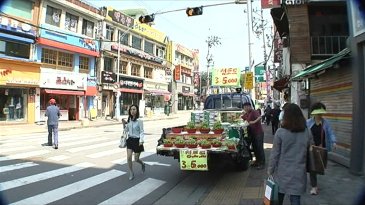 Защитить права работающих в Южной Корее казахстанцев требует мажилисмен