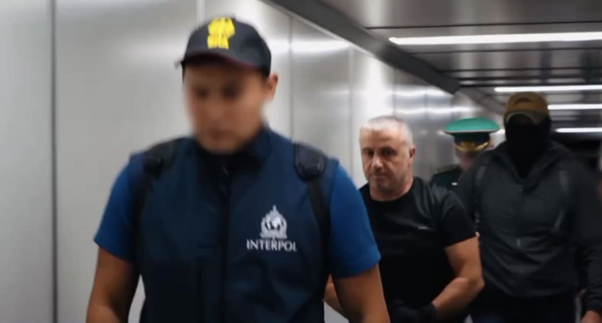 Похитил миллиард тенге на строительстве: из Турции экстрадировали подозреваемого