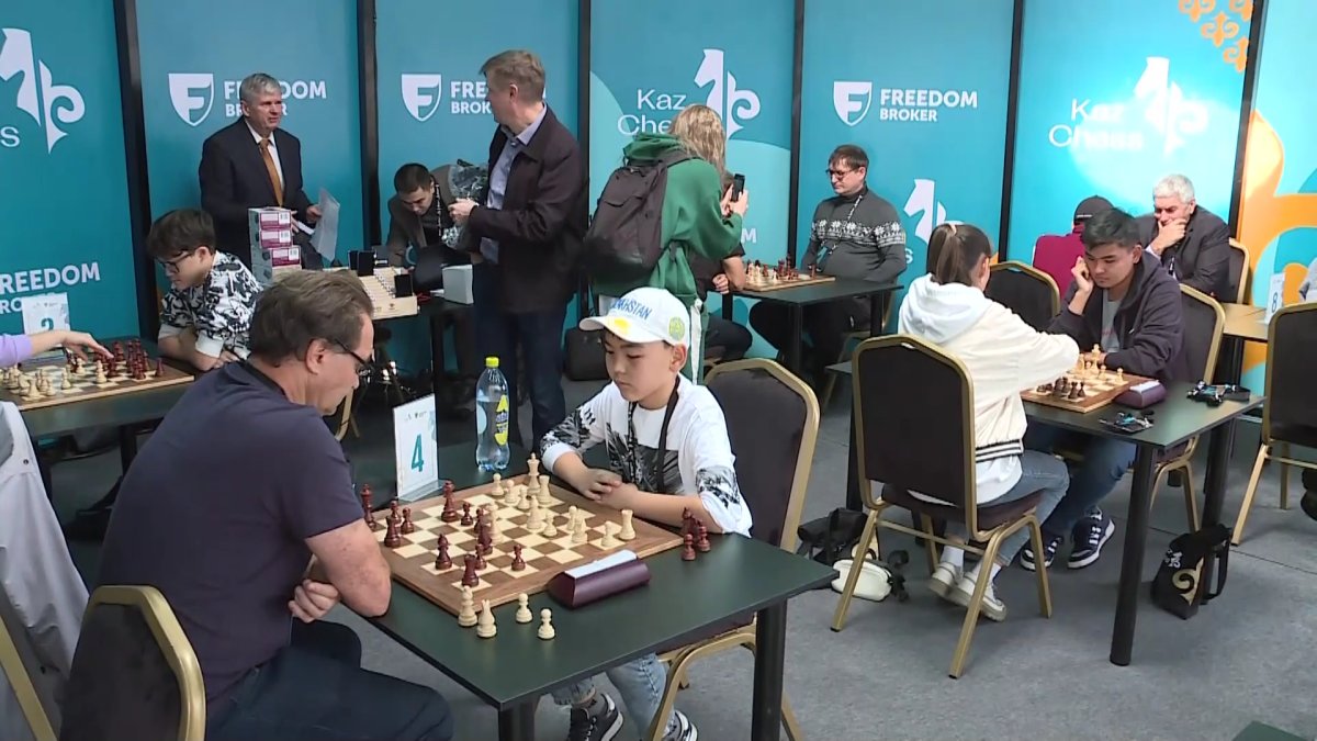 «Шахмат керуені» ел аралап жүр