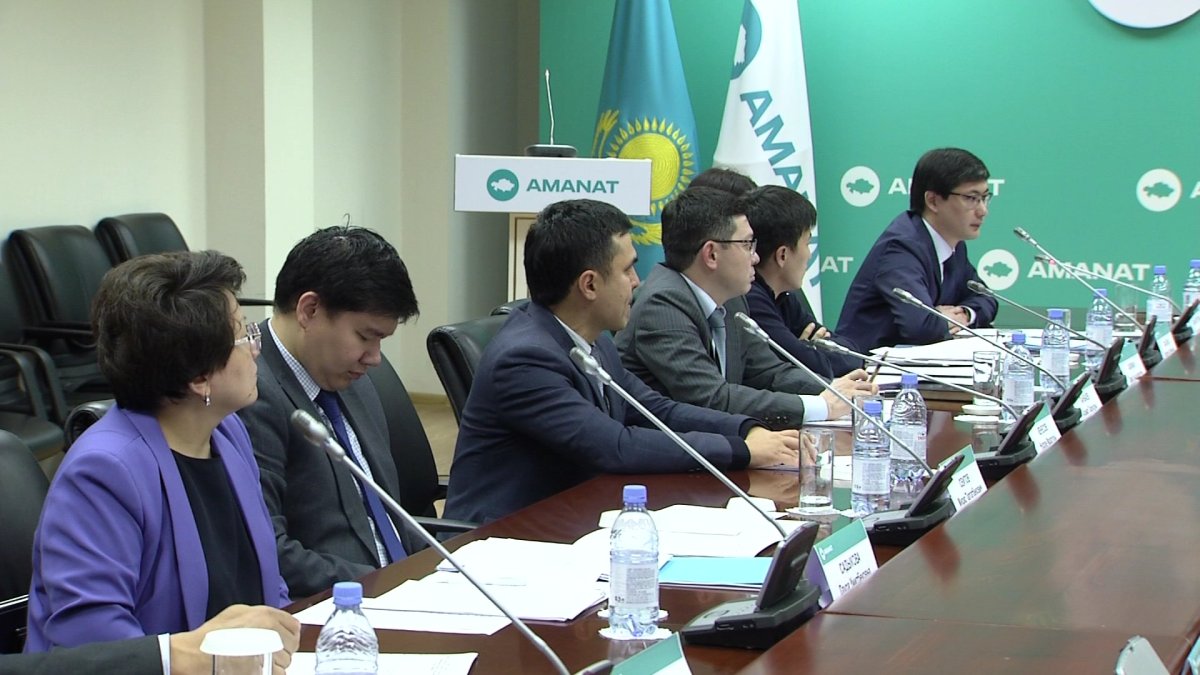 «AMANAT» фракциясы Мемлекет басшысының Жолдауын жүзеге асыруды құқықтық тұрғыда қамтамасыз ету жұмысын бастады