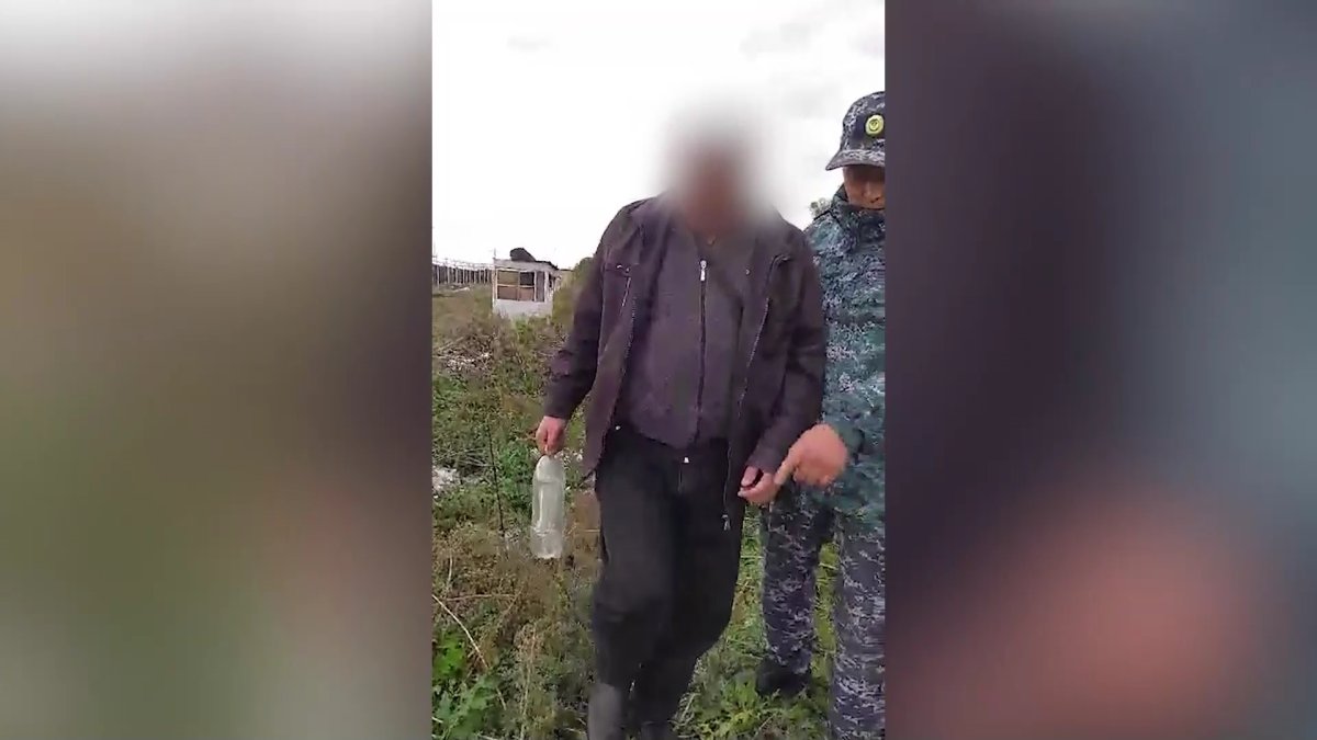 Партию телефонов и алкоголя пытались перебросит через забор колонии в  ВКО