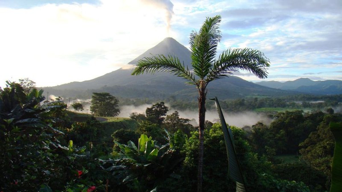 Коста-Рика билігі мигранттардың көптеп келуіне байланысты төтенше жағдай жариялады