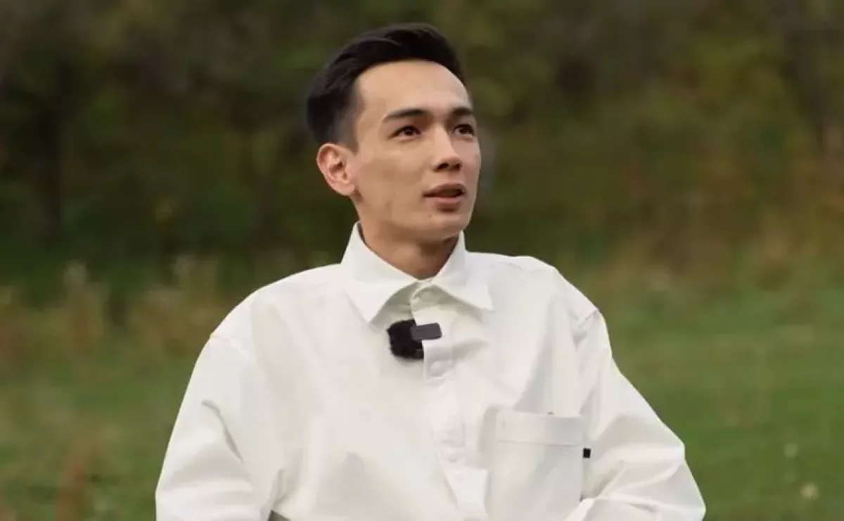 "Қалтаңда көк тиын жоқ, Мерседесің қарызға, двухсоткаң кредитте". Дархан Жолшыбеков қандай қиындықтан өткенін айтты