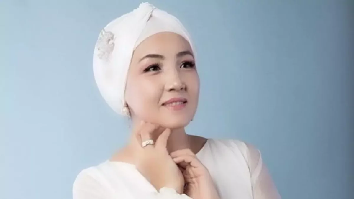 "Не ауру емес, не сау емес күйден өттім: әнші Индира Расылхан алдағы уақытта ән айтпайтынын мәлім етті