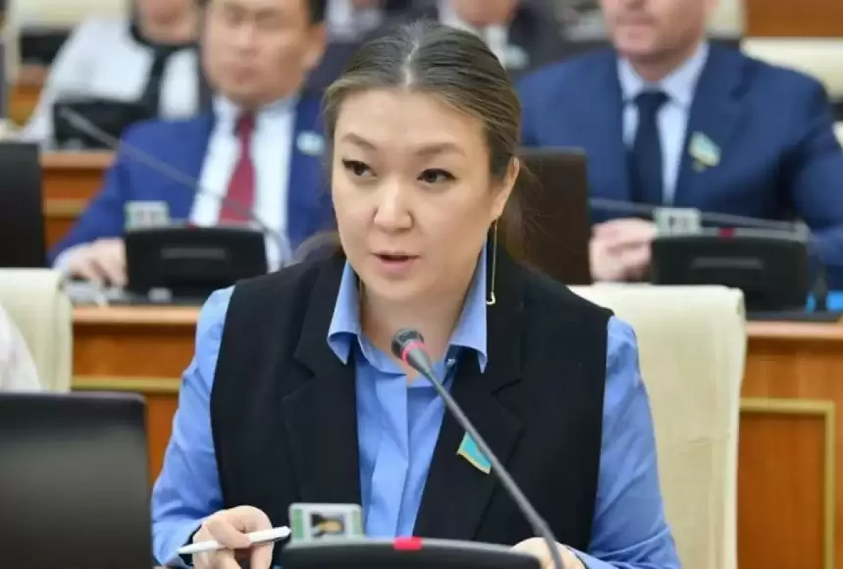 Динара Зәкиева заңға бала жәбірлегендерді жазалайтын арнайы бап енгізуді ұсынды