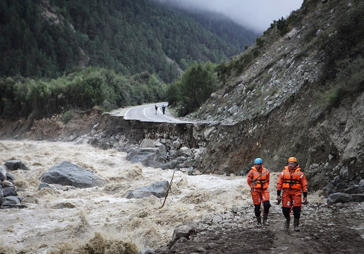 О селевой опасности предупредили казахстанцев