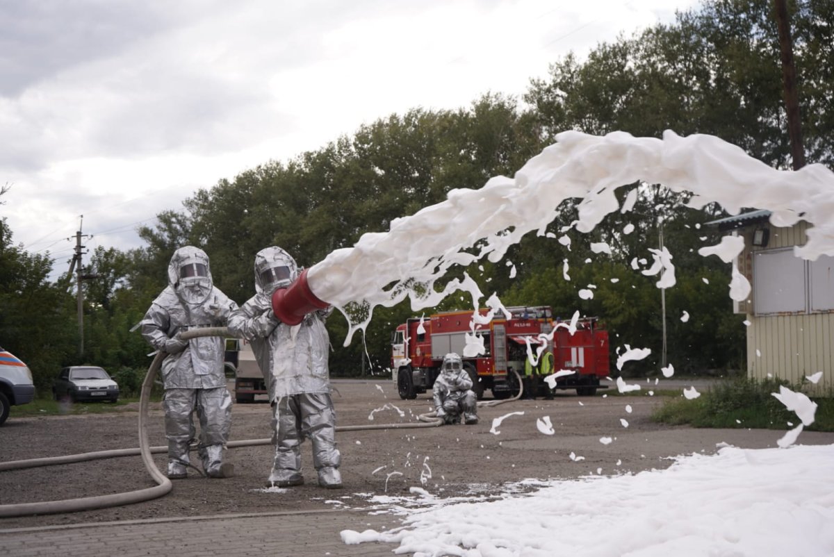 Автозаправку подожгли в Усть-Каменогорске