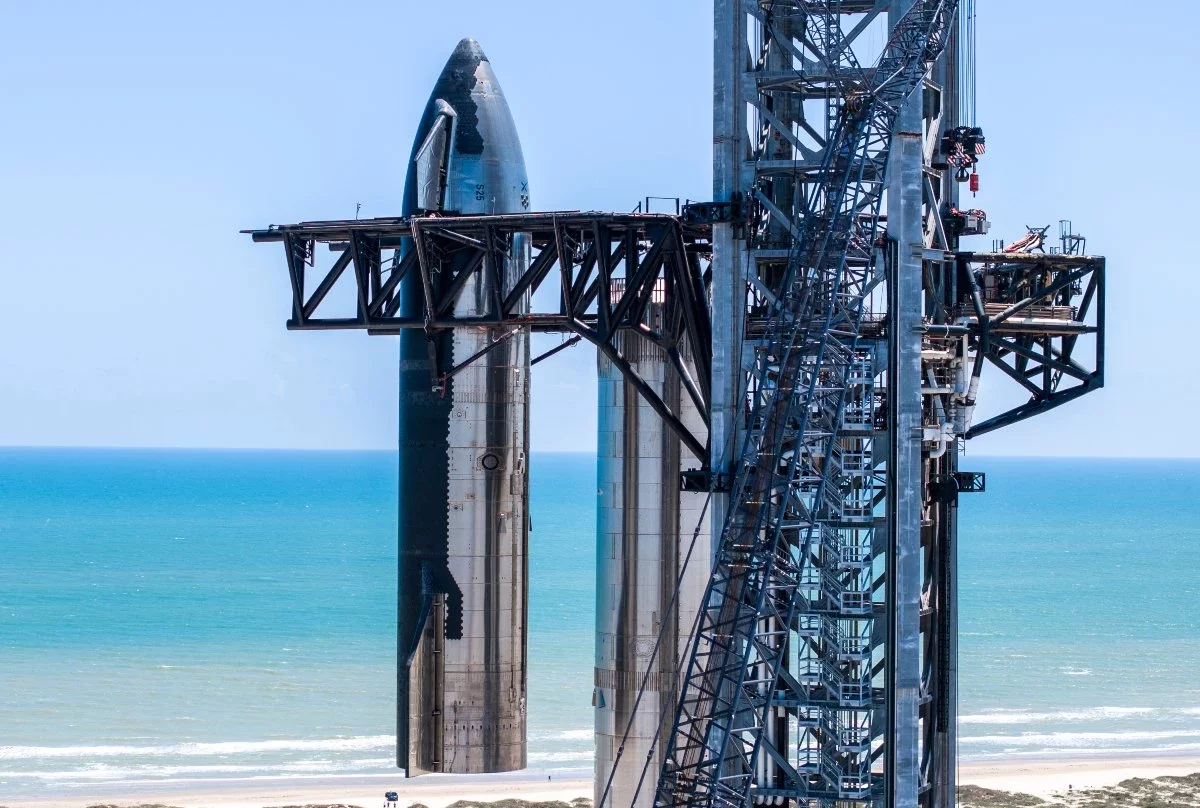 "Starship кемесі ғарышқа ұшуға дайын": Илон Маск ғарыш кемесінің суретін жариялады