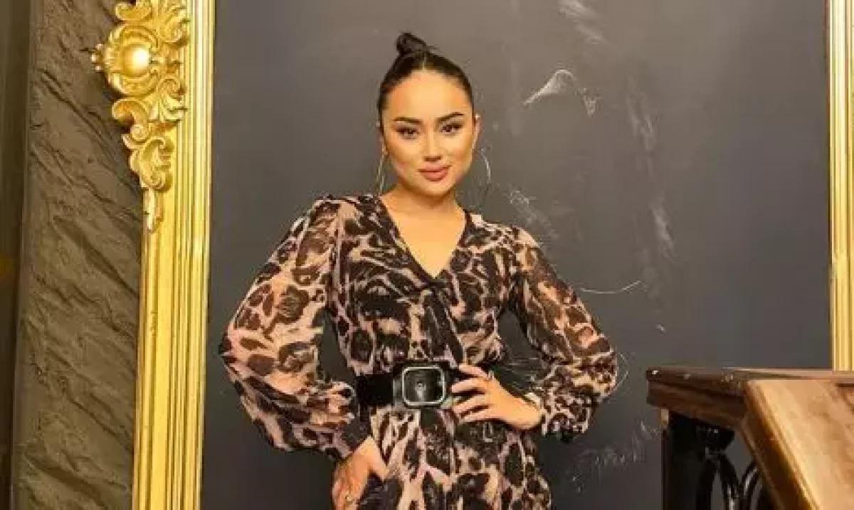 Анара Батырхан үнді азаматына күтпеген тосынсый жасады