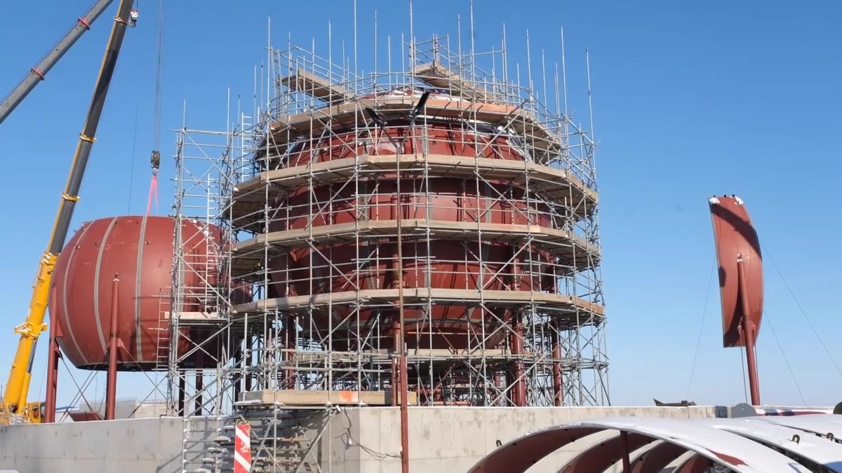 Мәжіліс депутаттары  Атыраудағы газ өңдеу зауытының  құрылысымен танысты