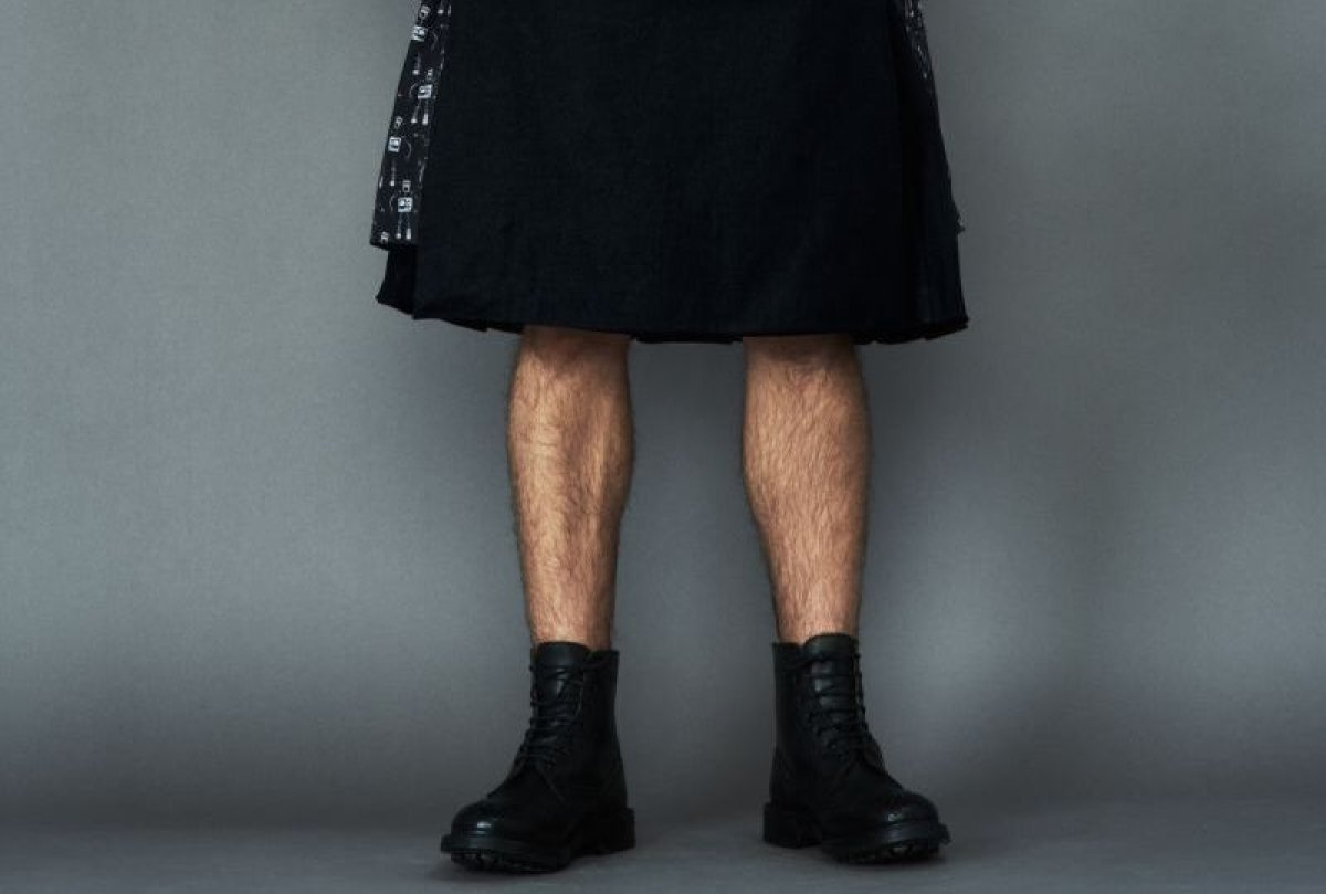 Менеджер переоделся в женщину, чтобы обокрасть офис работодателя