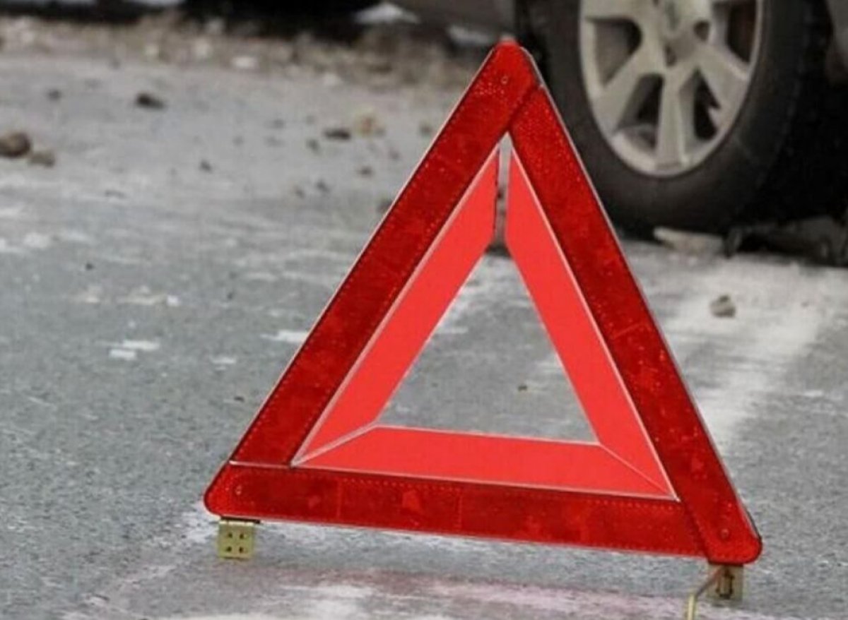 15 көлік соқтығысты