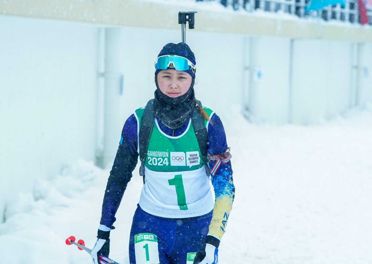 Қазақстандық биатлоншылар Олимпиада эстафетасында ондыққа енді