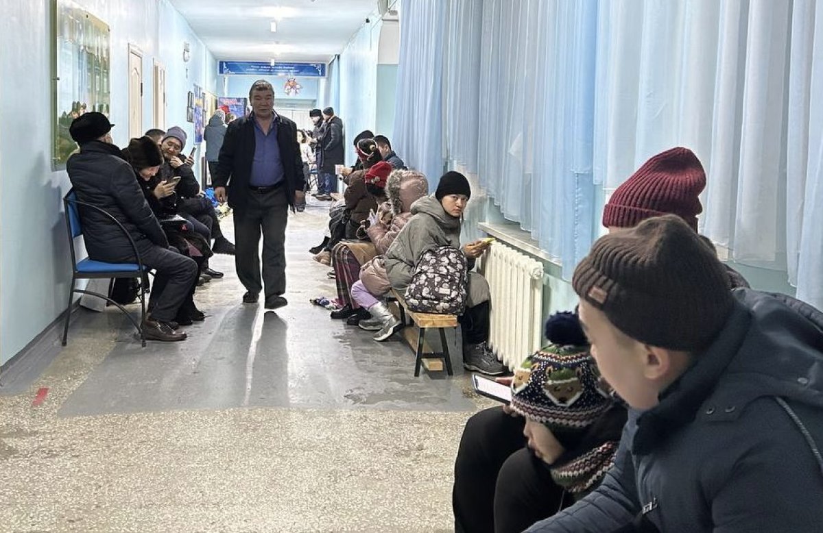 Выпрыгивали из окон: о пострадавших при землетрясении в Алматы сообщили медики