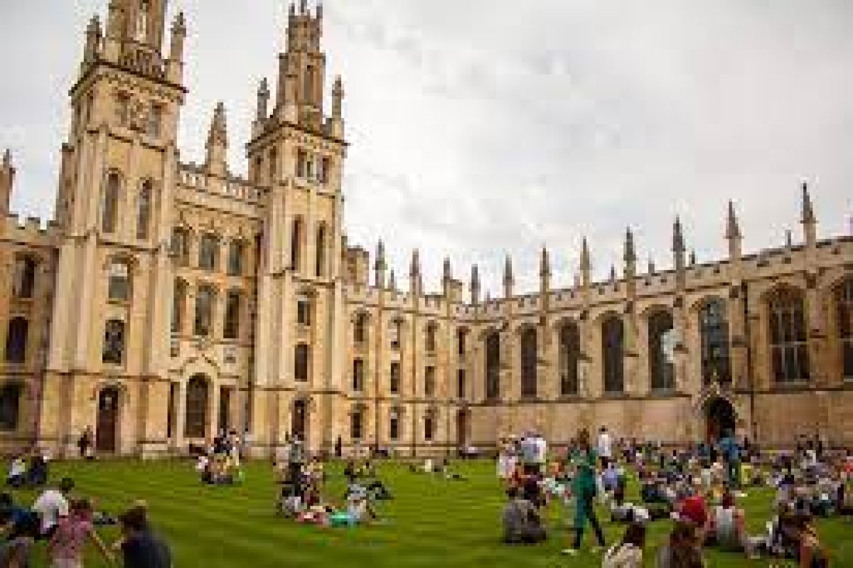 В Оксфорде будут преподавать казахский язык