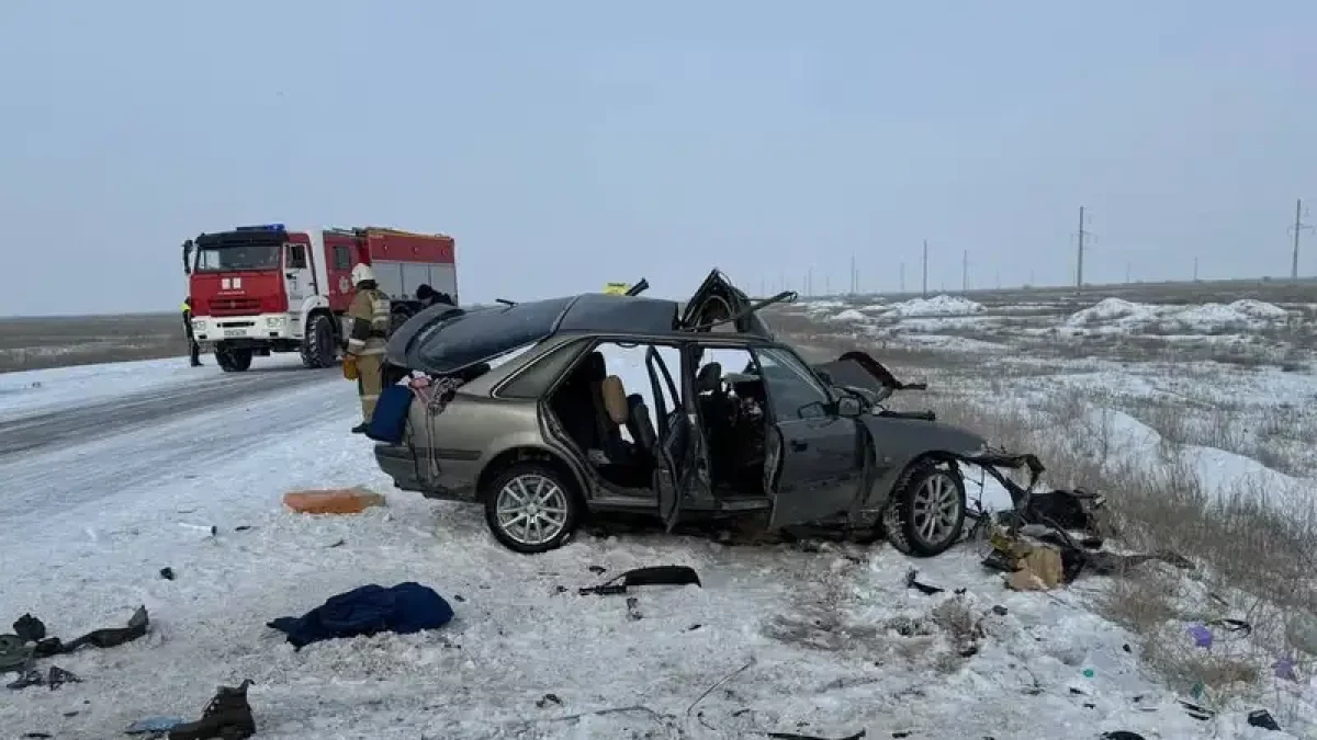Жетісуда облысында жантүршігерлік жол апатынан үш адам қаза тапты