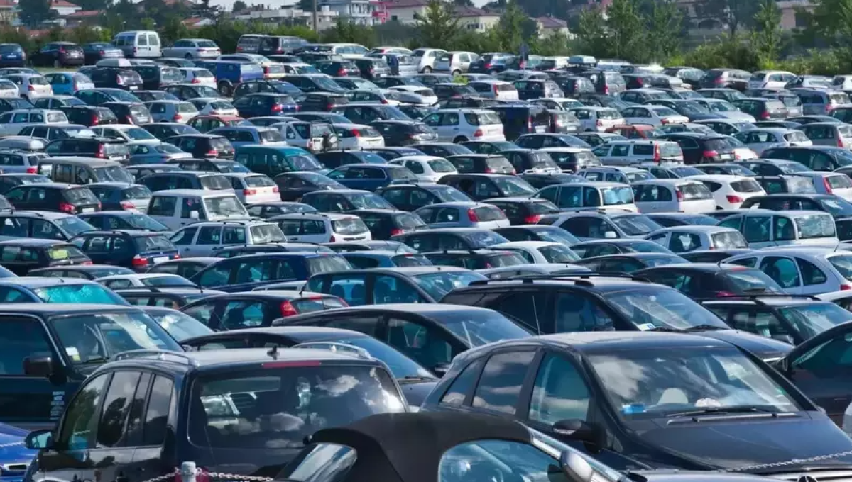 «2030 жылға қарай жекеменшік көліктер болмайды»-фейк