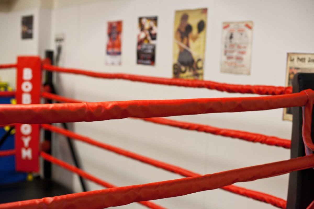 Үш кикбоксшының өлі денесі табылды