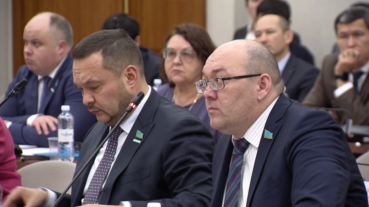 Қарулы күштерден 3 жылда 17 мыңнан астам адам кетіп қалған