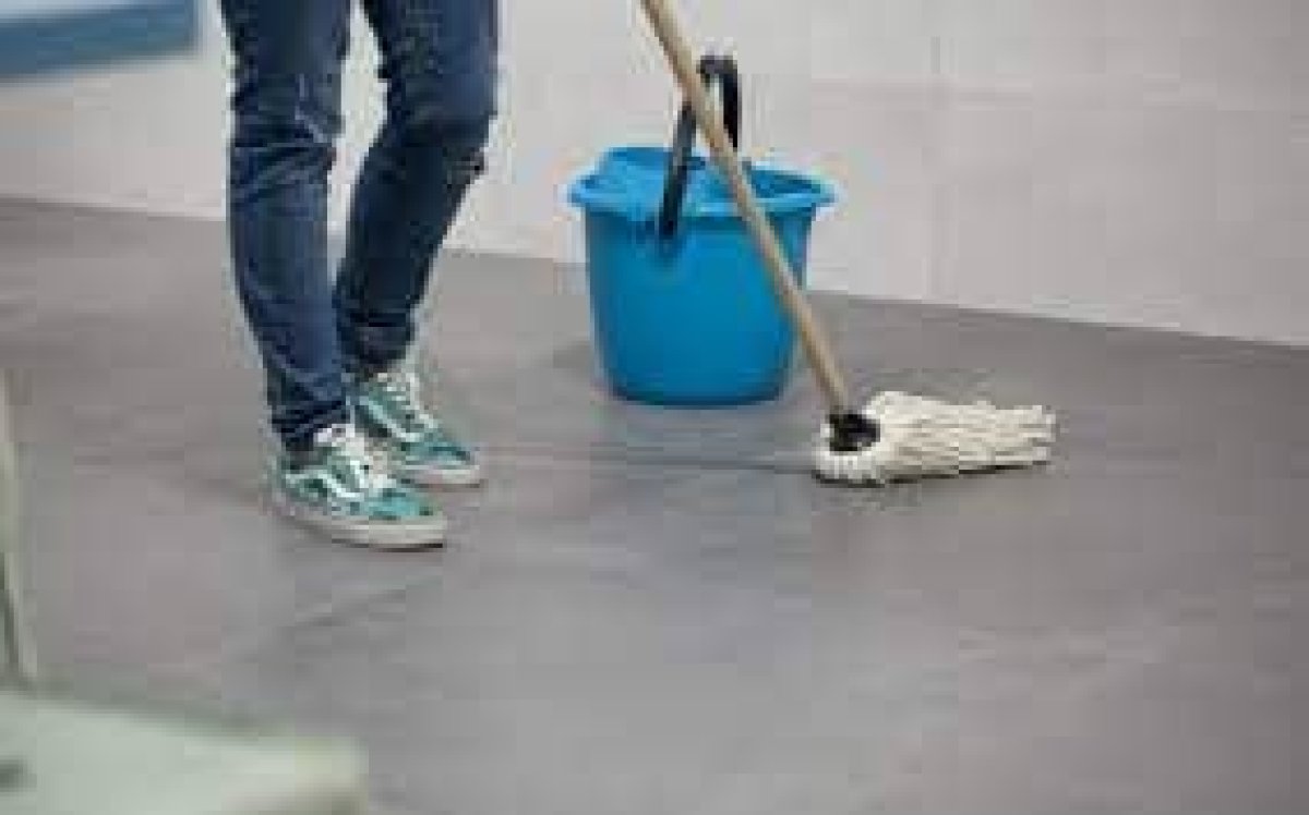 «Ең ауыр жұмыстарды атқаратын жұмысшылардың жалақысы төмен», - депутат