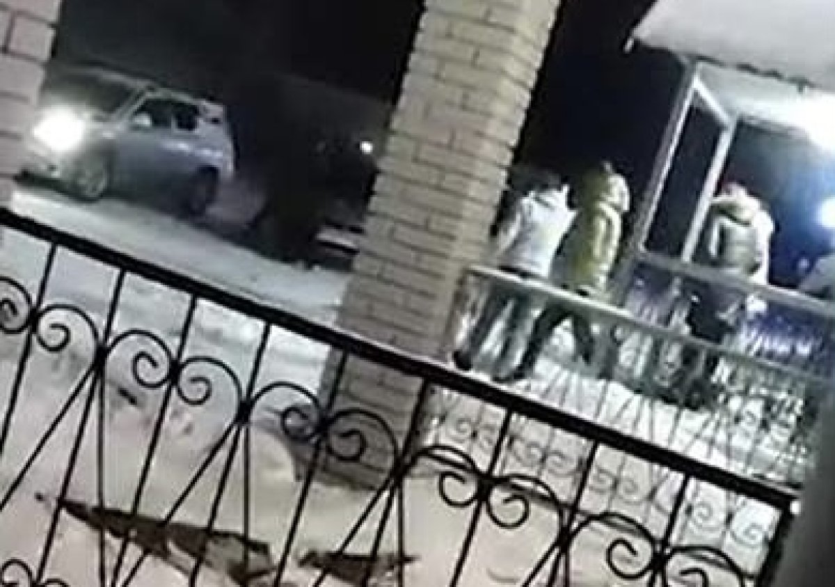 Алтаец открыл стрельбу из ружья из-за громкой музыки в баре