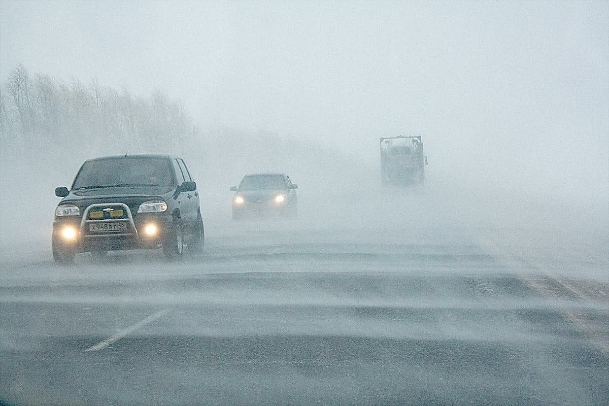 Движение автотранспорта ограничили в четырех областях Казахстана