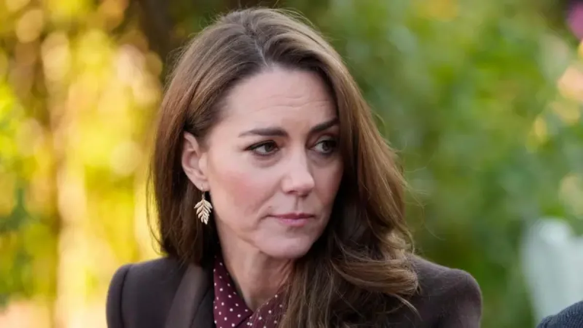 Принцесса Кэтрин впервые после химиотерапии появилась на публике