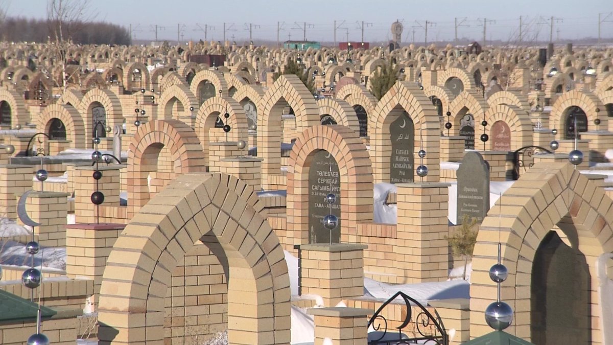 Қара жердің қойнына тегін кіре алмайсың