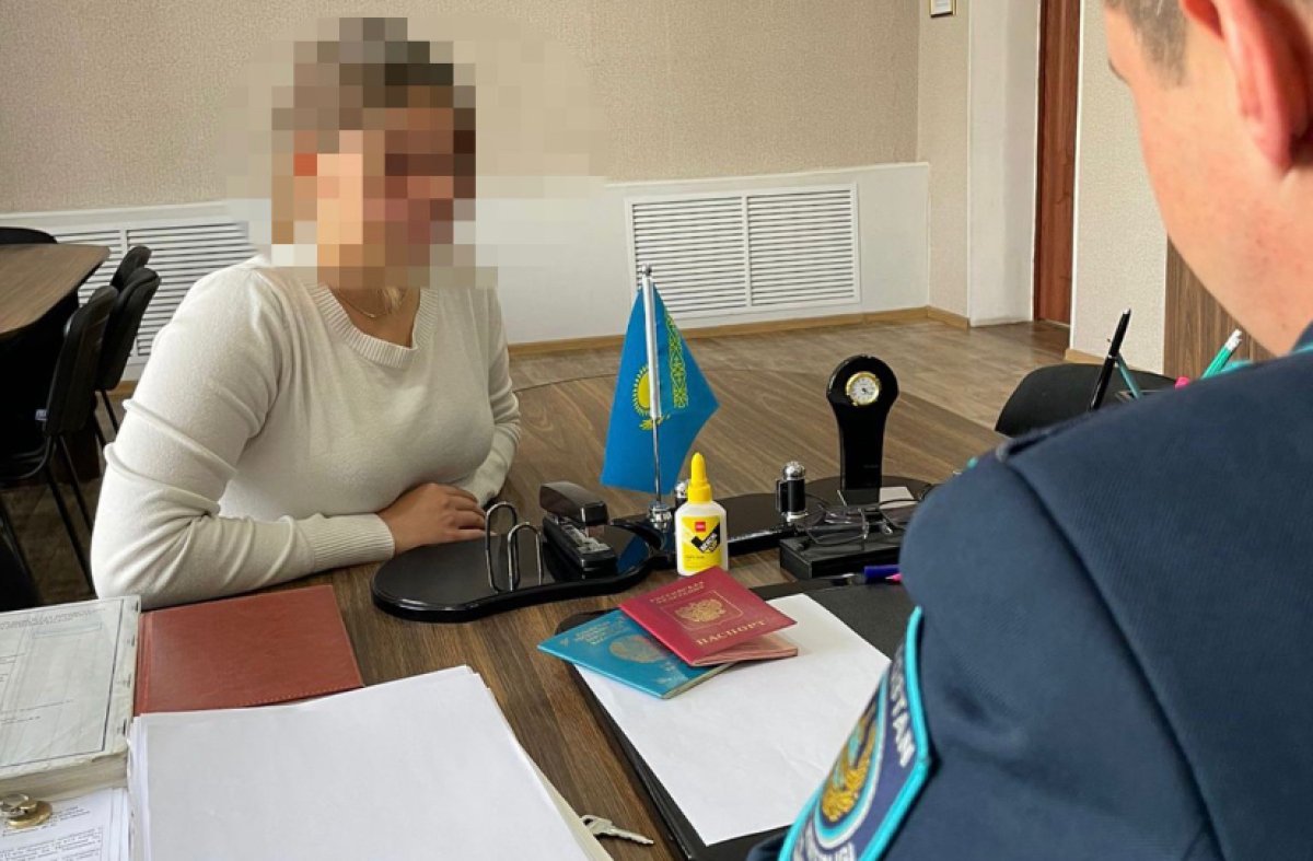 Казахстанку с двойным гражданством выдворили из страны в Костанайской области