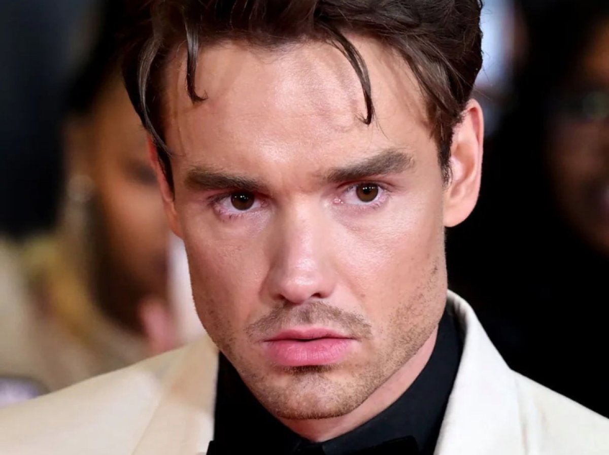 Певец Лиам Пейн из группы One Direction выпал с балкона и погиб