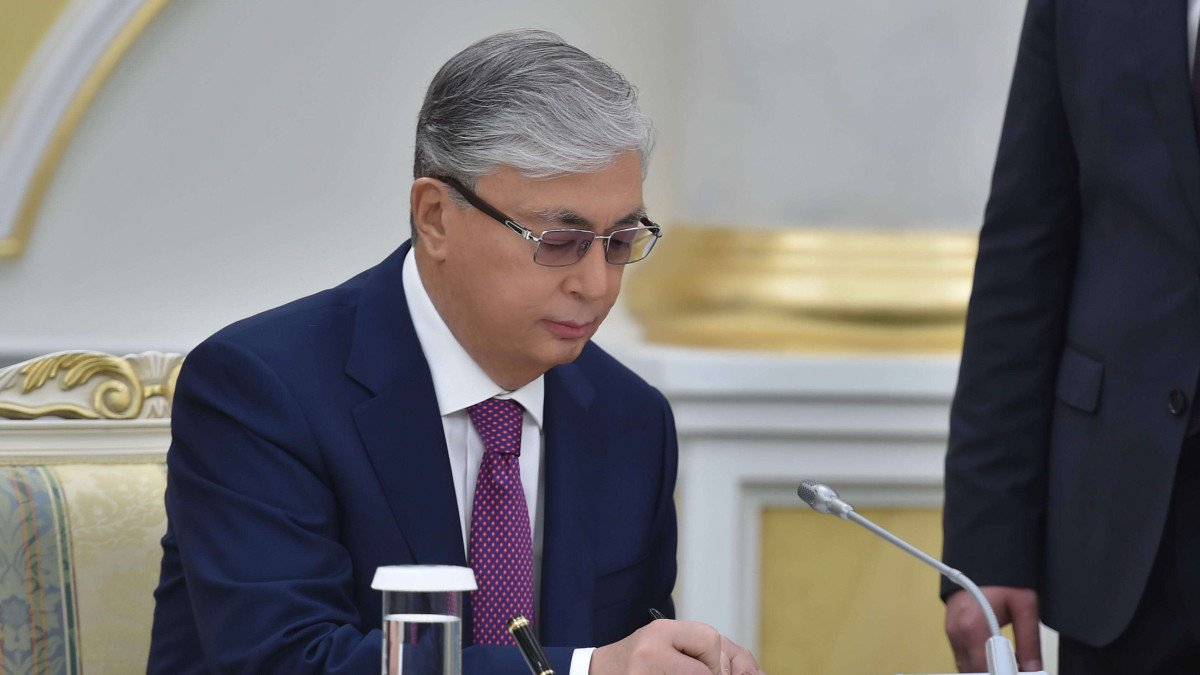 Мемлекет басшысы Дүниежүзілік көшпенділер ойындарына атсалысқан азаматтарды марапаттады