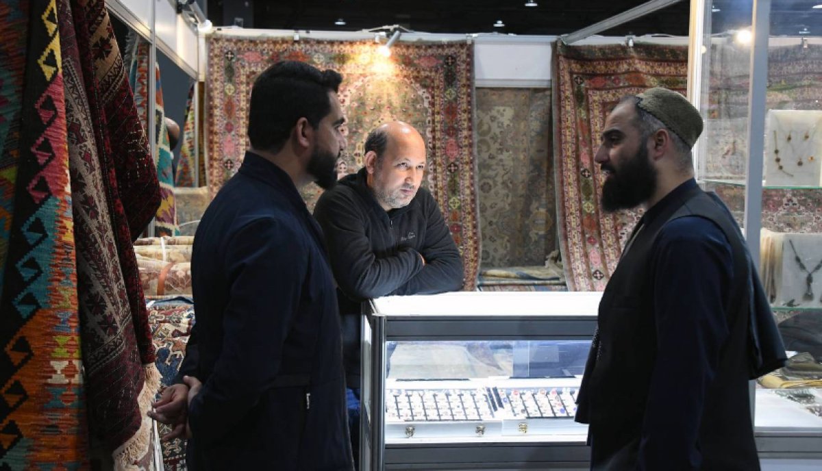 Антиквариат из Афганистана привезли на выставку в Алматы