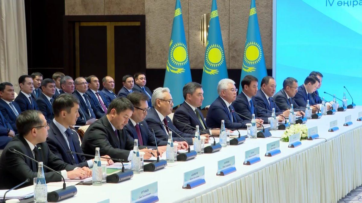 "Перед нами стоит важная задача увеличить взаимный товарооборот до 10 млрд. долларов", - Премьер-министры Казахстана и Узбекистана обсудили развитие торгово-экономического сотрудничества