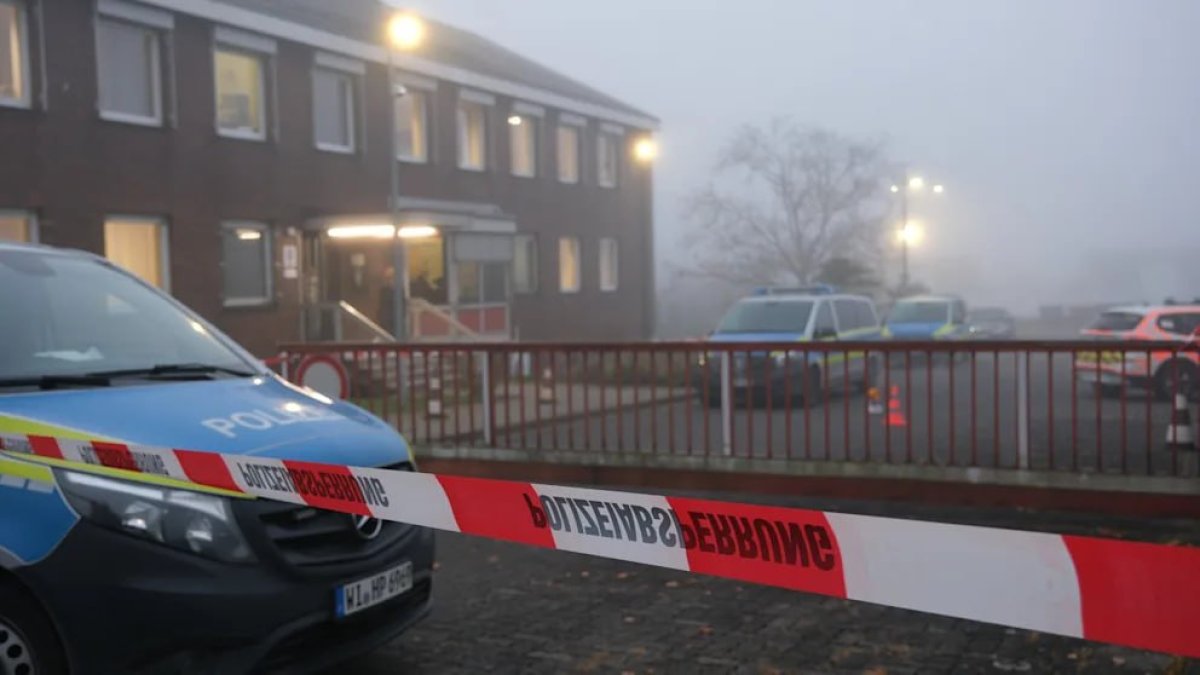 Женщину застрелили при нападении на полицейский участок в Германии