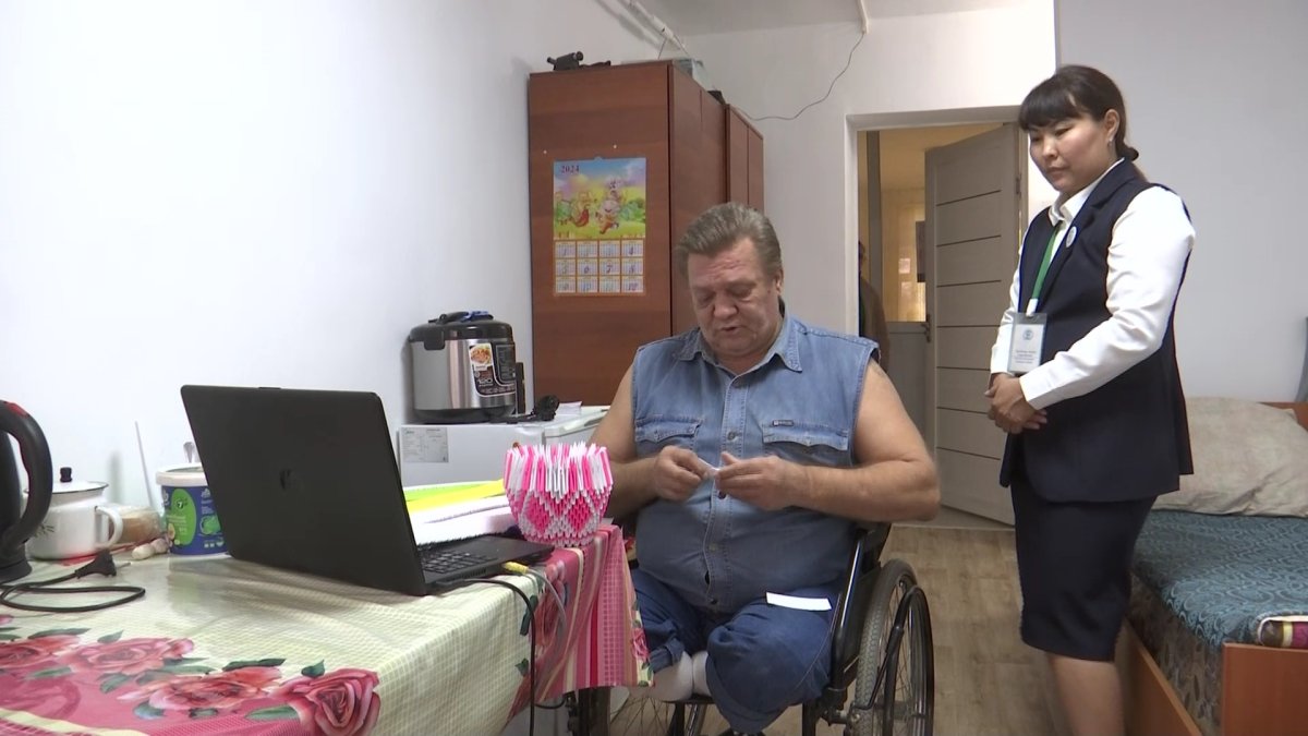 Халықты әлеуметтік қорғау саласында арнаулы әлеуметтік қызмет көрсететін 35 мың маман жұмыс істейді