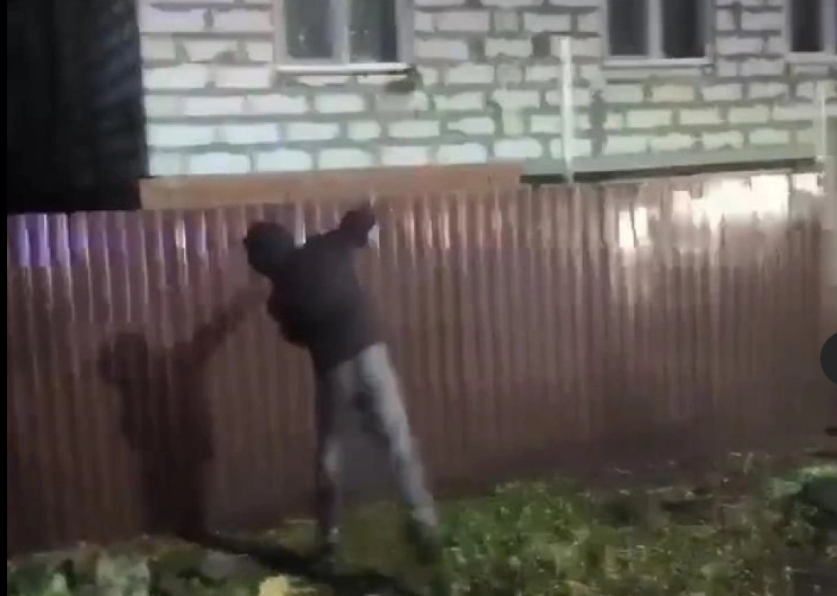 После убийства таксистки жители Челябинской области устроили погром в цыганском квартале