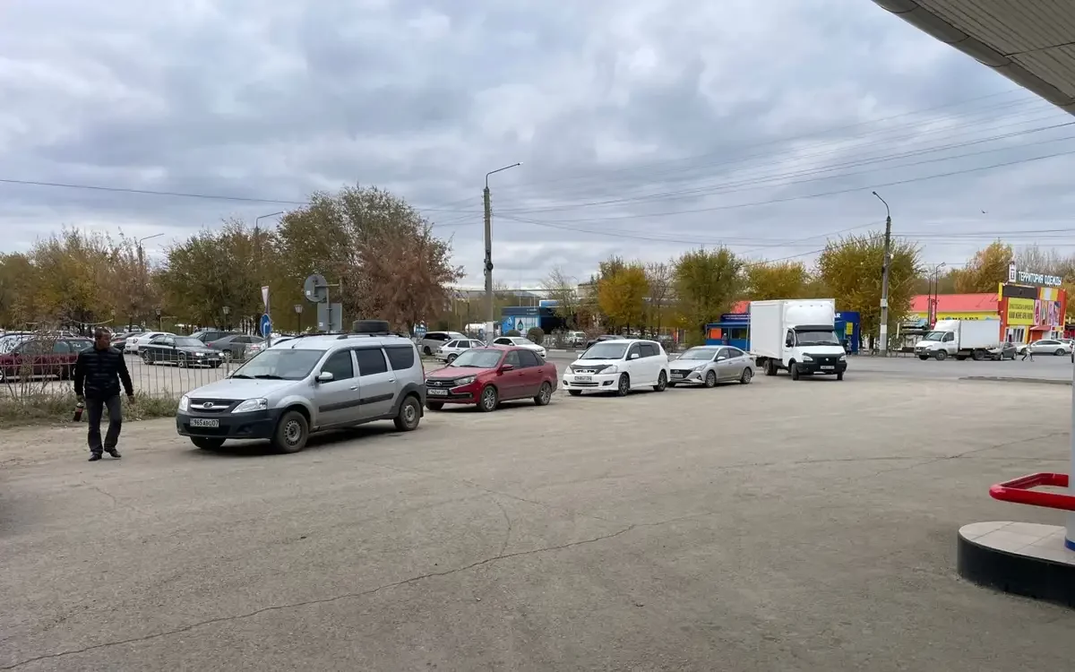 Батыс Қазақстанда газ құю стансаларында кезек әлі көп