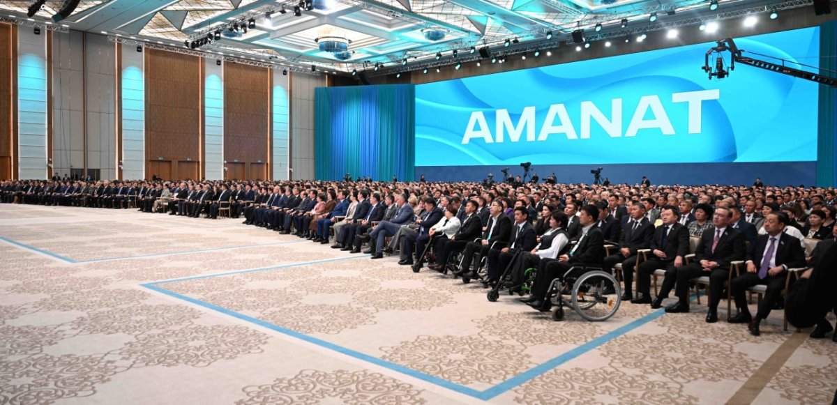 "Жастардың қоғамдық-саяси үдеріске араласуына жол ашыпды", - Президент